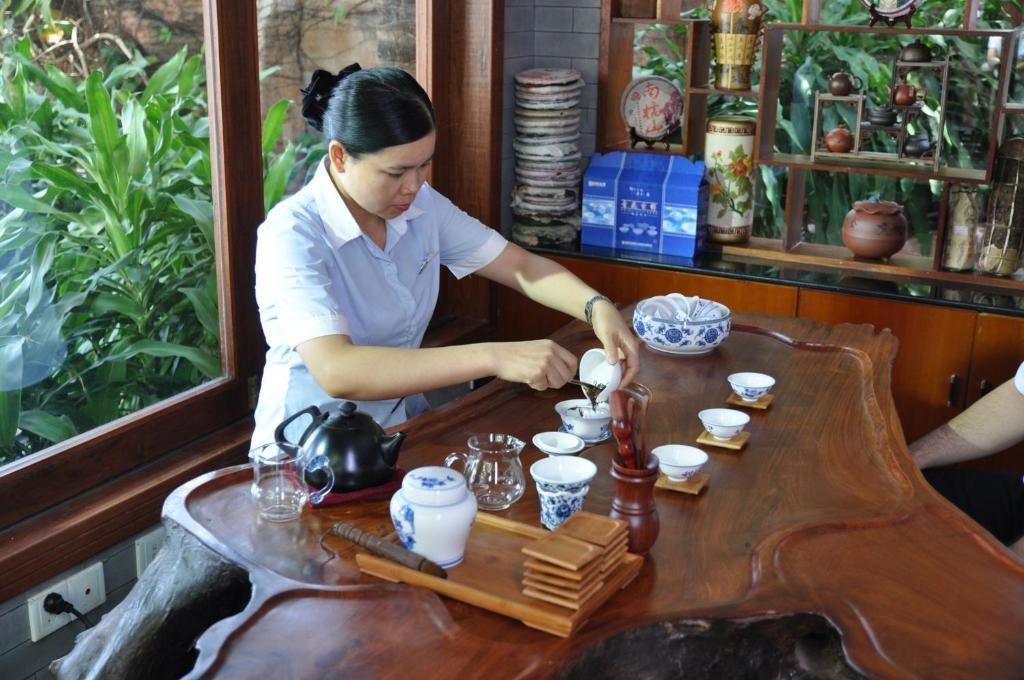 Guesthouse International Hotel 三亜市 エクステリア 写真
