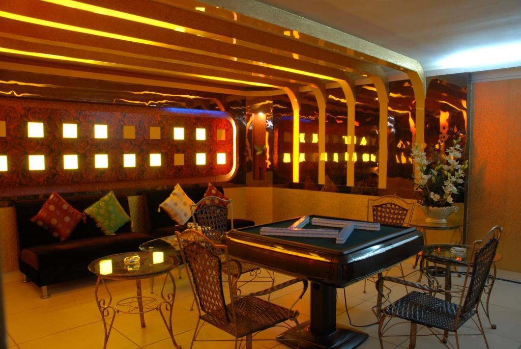 Guesthouse International Hotel 三亜市 エクステリア 写真